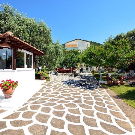 Villa Emilia ปาคิส ภายนอก รูปภาพ