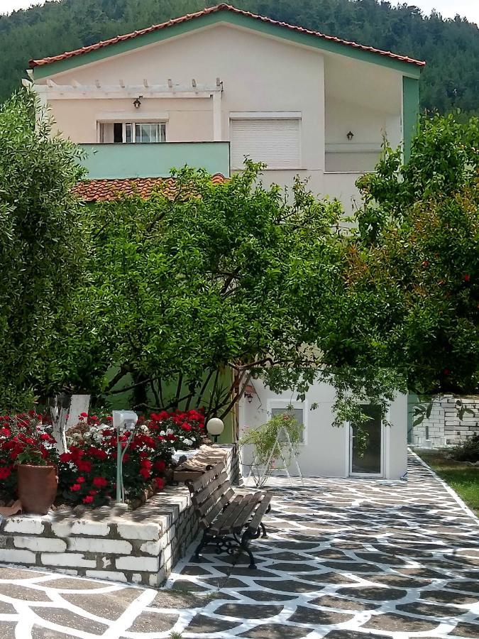 Villa Emilia ปาคิส ภายนอก รูปภาพ