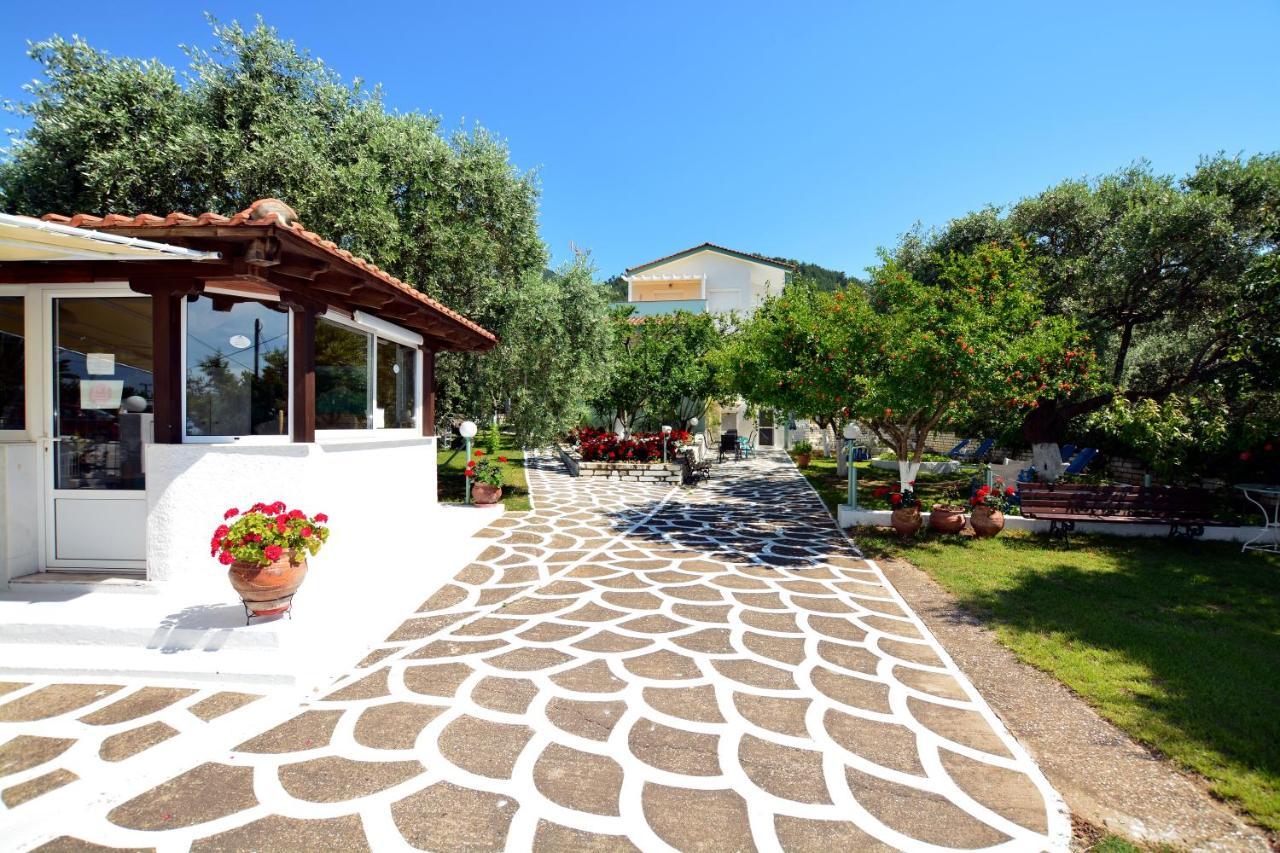 Villa Emilia ปาคิส ภายนอก รูปภาพ