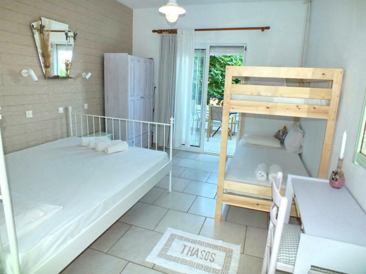 Villa Emilia ปาคิส ภายนอก รูปภาพ